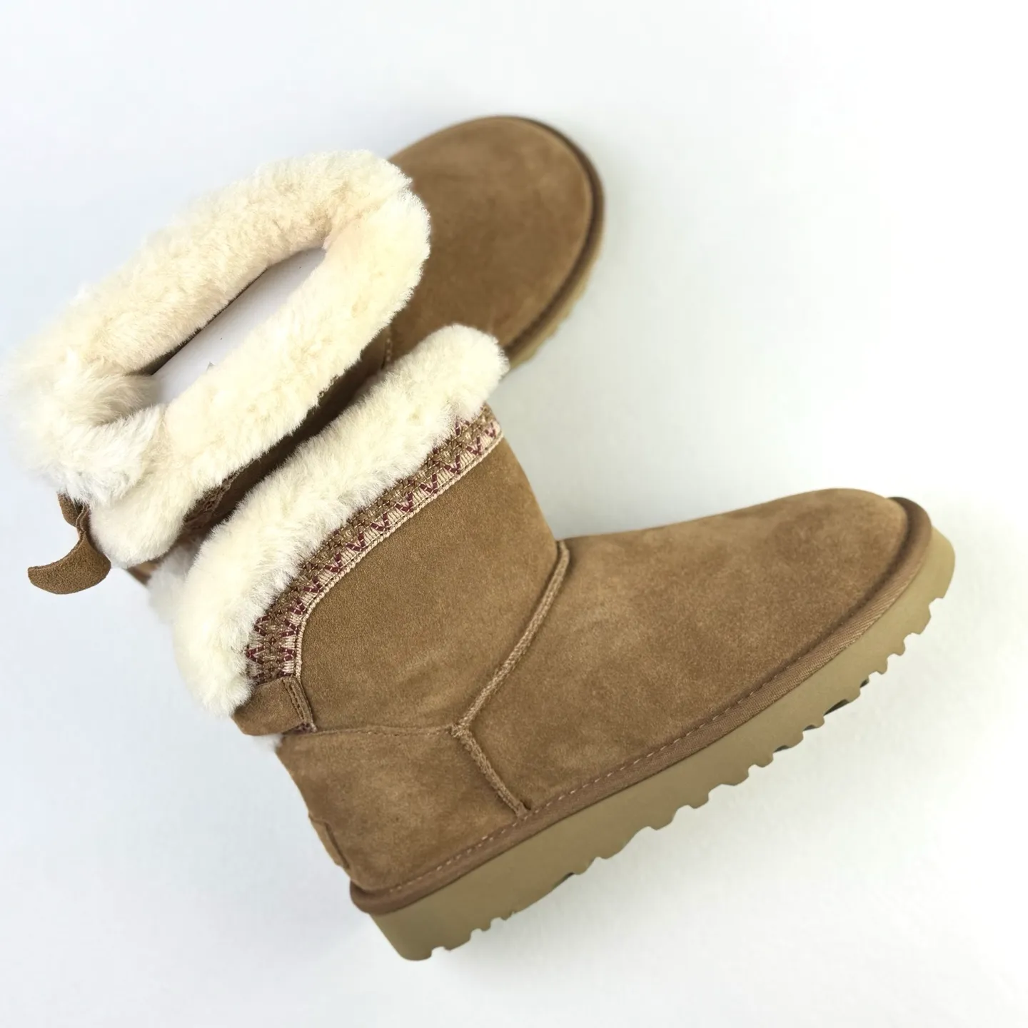 Local 💰560 Guangzhou top version ❗UGG Classic Novelty cow split leather fashionable round toe snow boots women’s style arrived